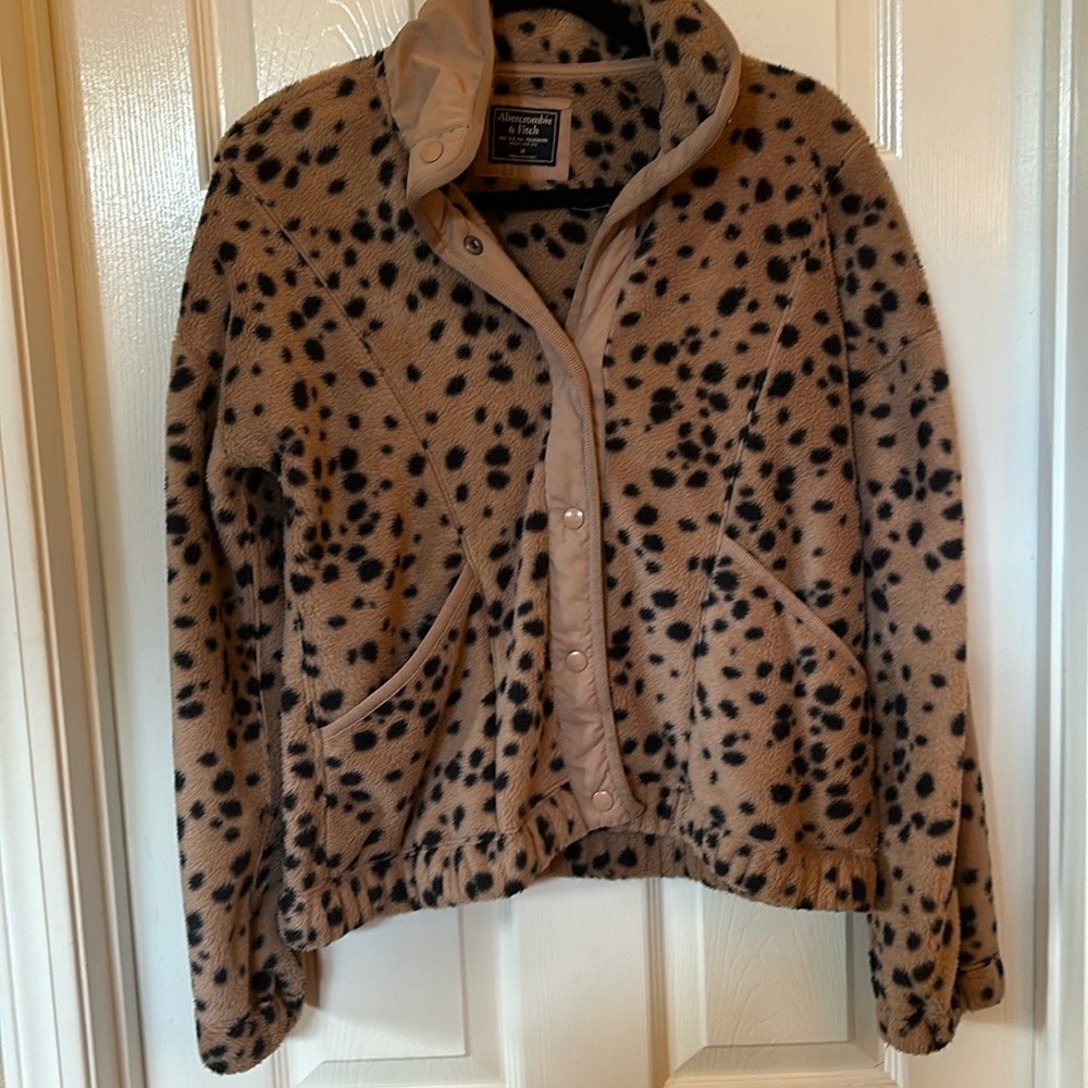 Abercrombie and Fitch polar fleece  size M